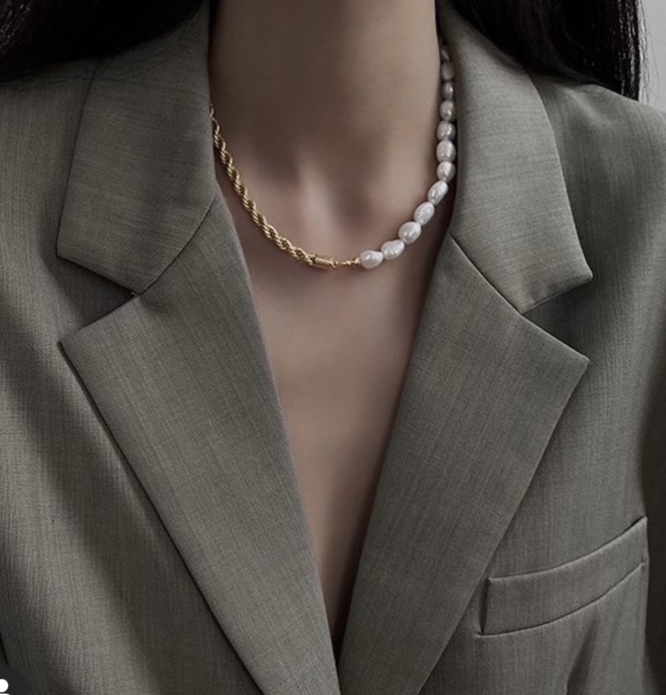 【BECCA】pearl necklace